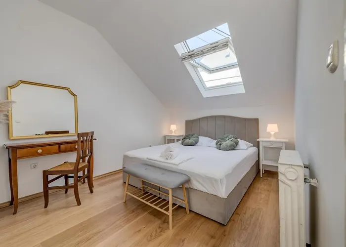 Διαμέρισμα Opera Σπλιτ