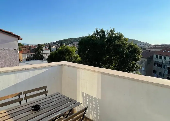 Opera Διαμέρισμα Σπλιτ