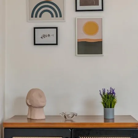 Apartment Opera *