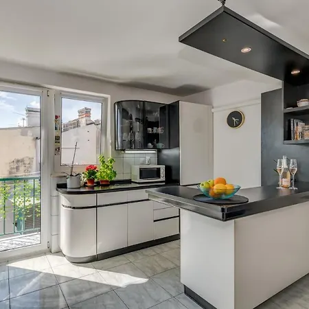 Apartament Opera *